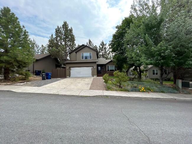 3 Bedroom Home in SW Bend Just Minutes Fro... - 3 Bedroom Home in SW Bend Just Minutes Fro...