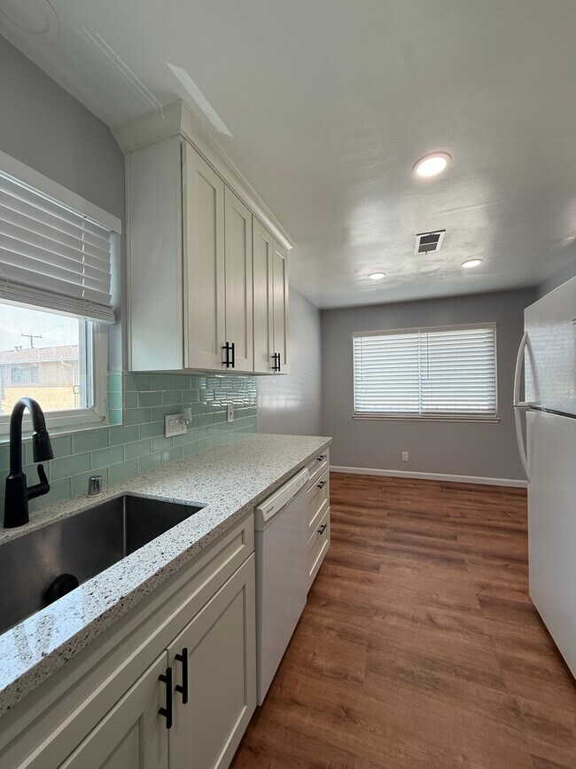 Photo - 100 Kiely Blvd Unit 4