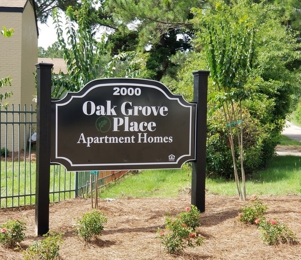 Photo - Oak Grove Place Apartments