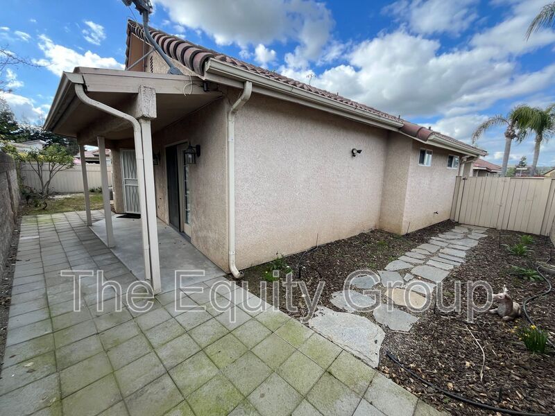 Photo - 2421 Capitol Ct