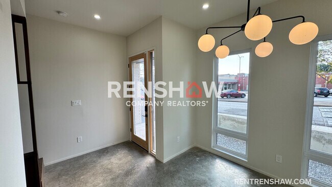 Photo - 42 Angelus St