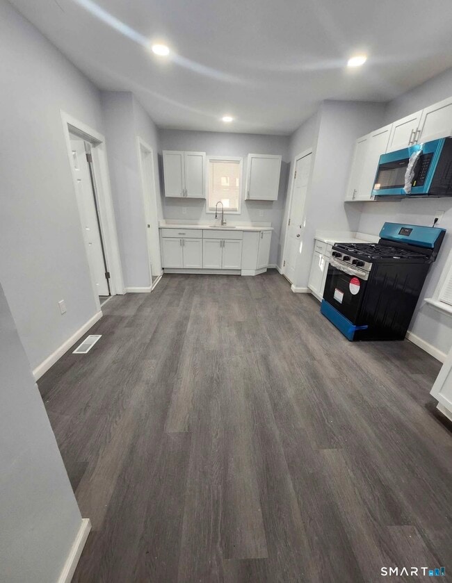 Photo - 1857 Central Ave