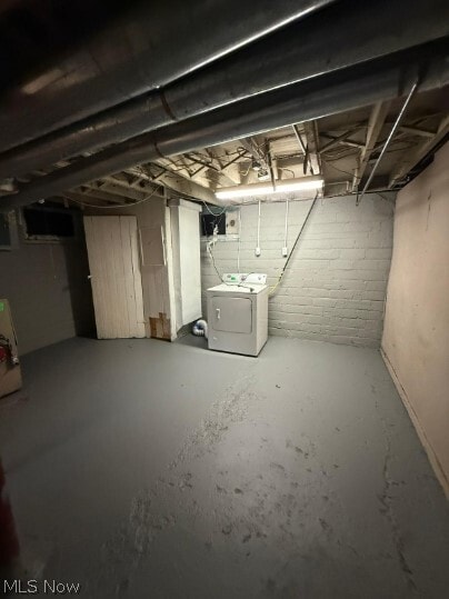 Building Photo - 1336 Thoreau Rd