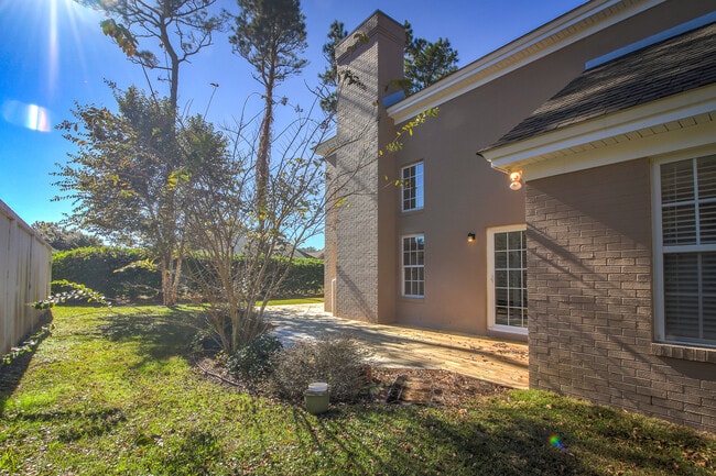 Photo - 219 Brandywine Pl Dr