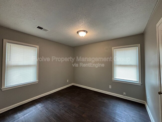 Photo - 3723 Wilshire Rd