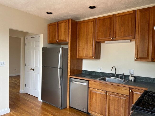 Photo - 301 Lafayette St Unit 2