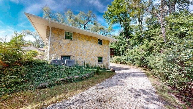 Photo - 32 Marion St