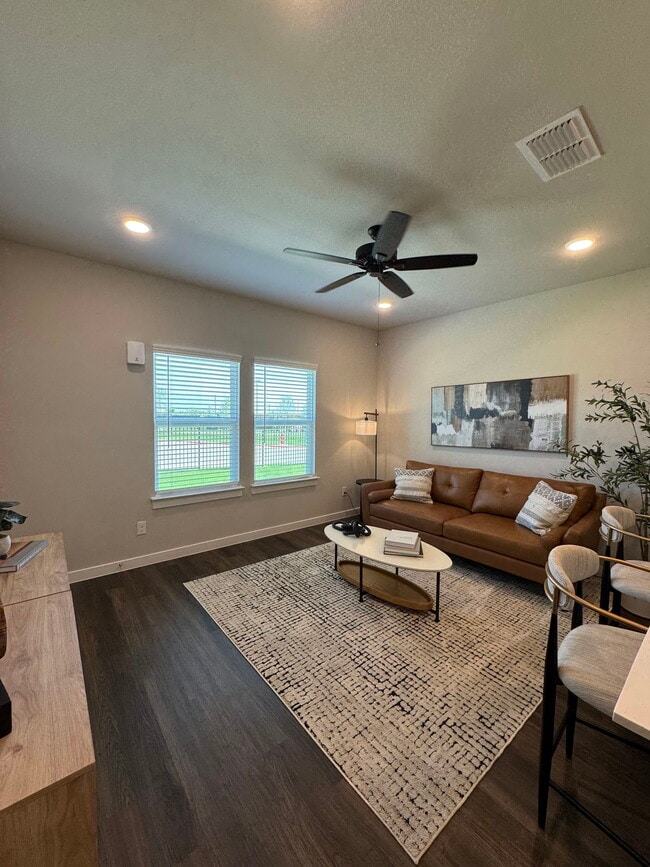 Photo - 1127 Eloise Dr Unit 817