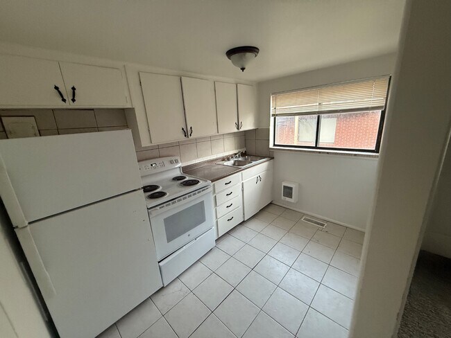 Photo - 1245/1247 S 5th Ave - 1247