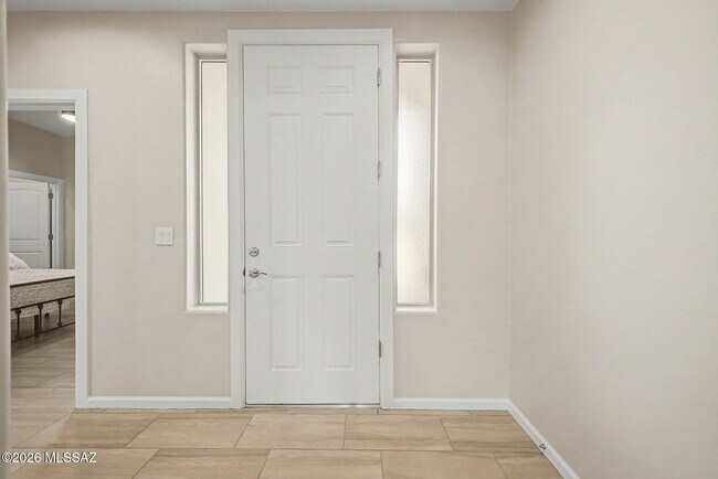 Photo - 208 S Montgomery Pl