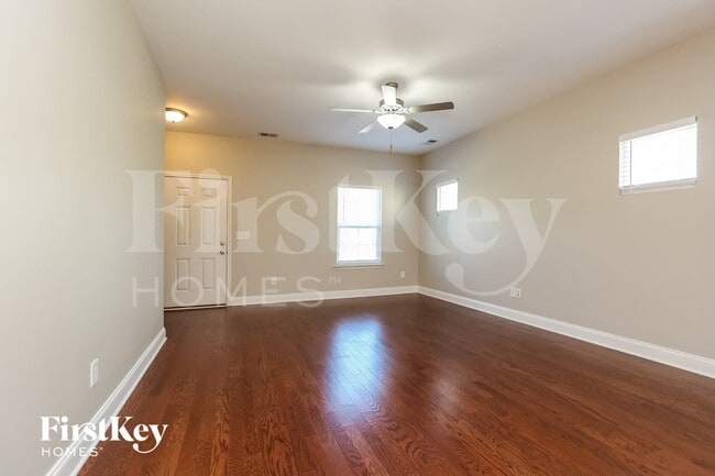 Photo - 286 Telavera Dr
