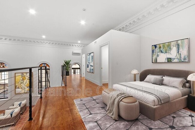 Photo - 205 Summer St