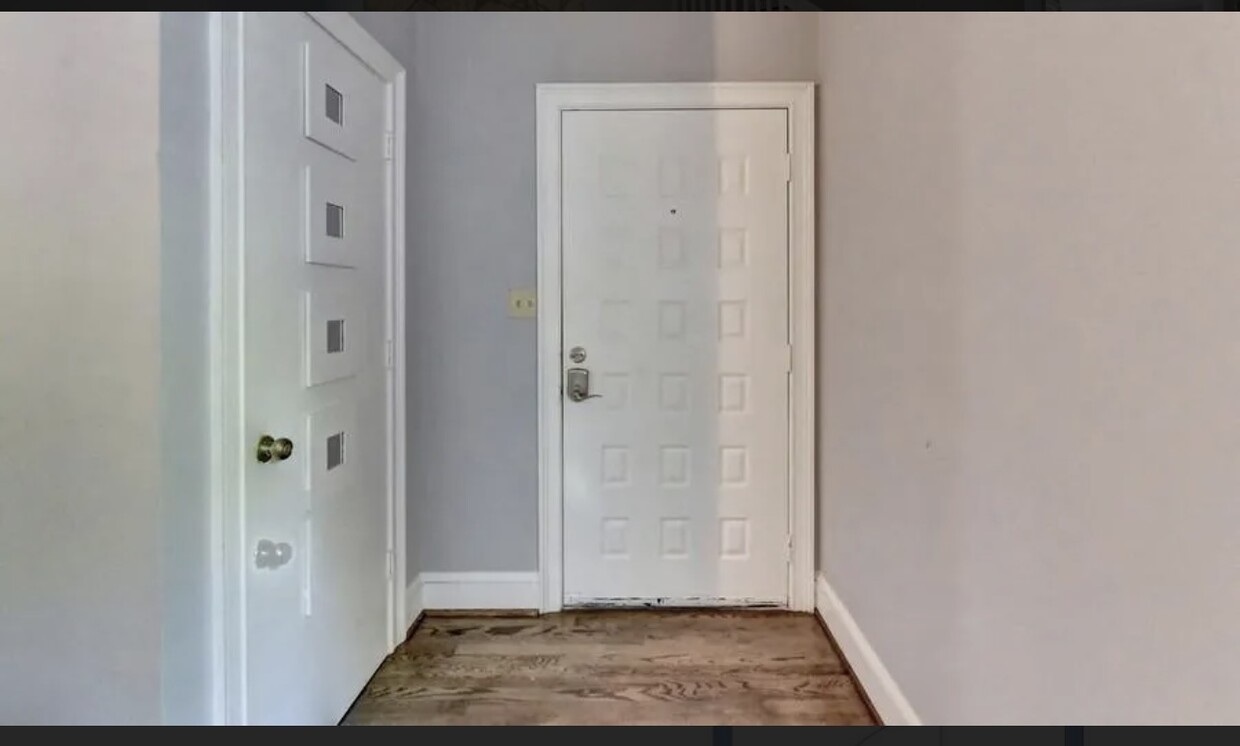 Photo - 3689 Ashford Dunwoody Rd NE (Brookhaven, GA)