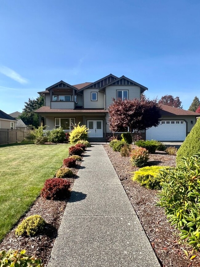 Building Photo - Beautiful 3 Bedroom in Private Community! Rental