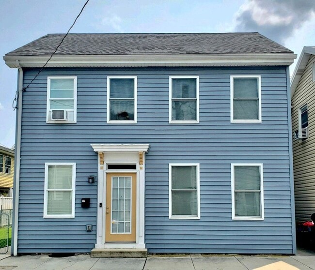 Photo - 37 W Locust St House