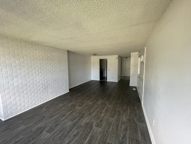 Photo - 200 N 21st St