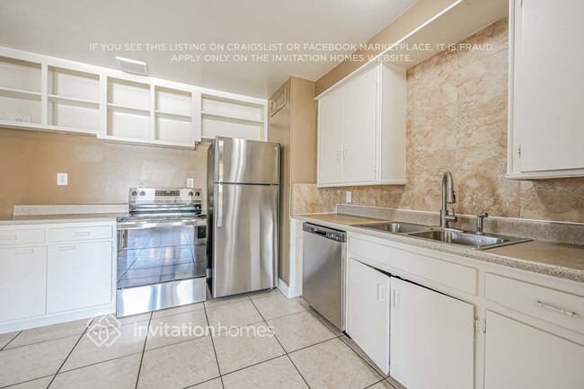 Photo - 11207 W Oregon Ave