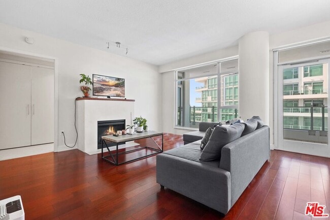 Building Photo - 3141 Michelson Dr Unit 1506 Rental