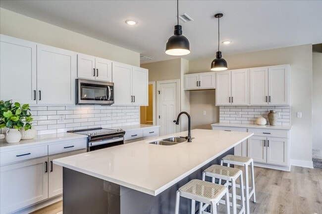 Photo - Fox Creek-Maggie Plan