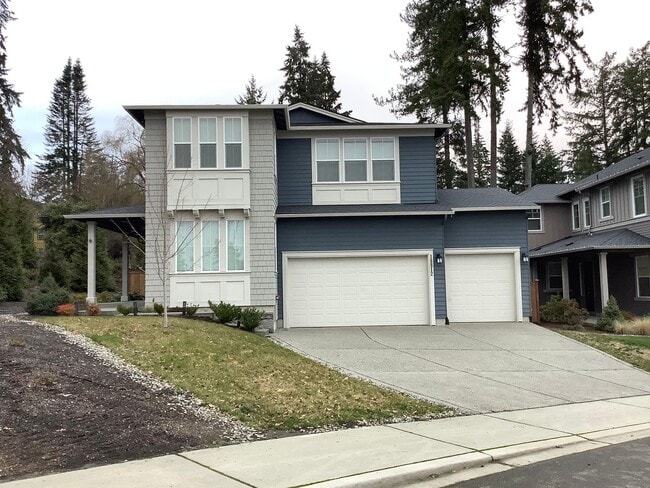 4 BEDROOM 3 BATH SPECTACULAR HOME IN POULSBO - 4 BEDROOM 3 BATH SPECTACULAR HOME IN POULSBO