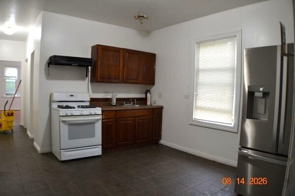 8426 S Brandon Ave