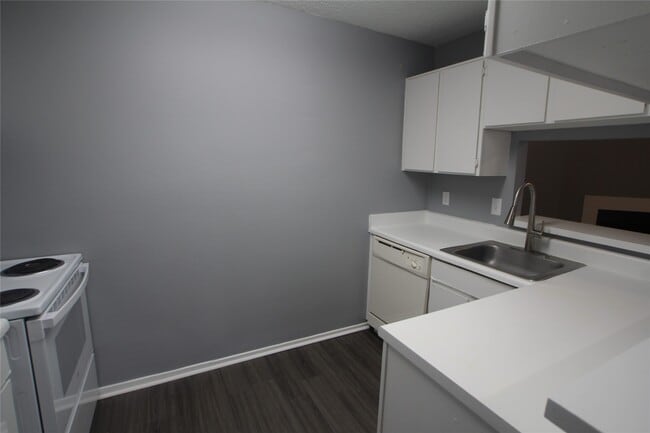Photo - 5423 Farley Dr