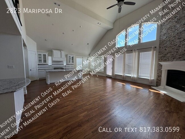 2823 Mariposa Dr