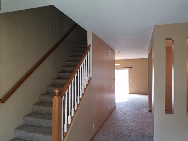 Photo - 15720 Berry St