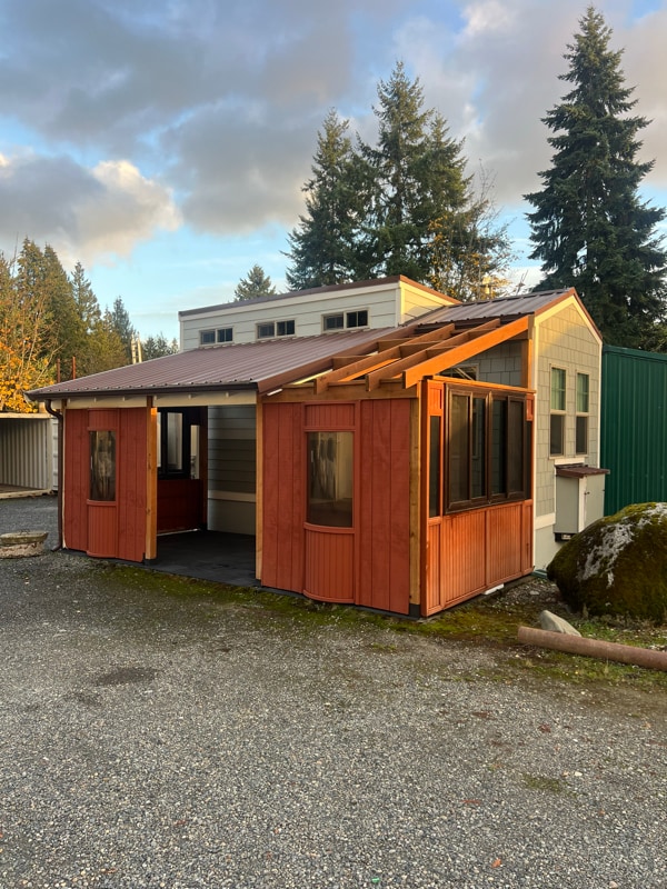 Photo - 6519 Myers Rd E