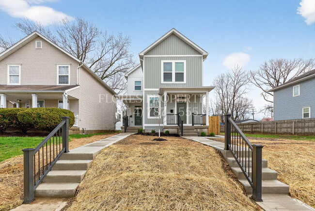 Photo - 696 S 22nd St