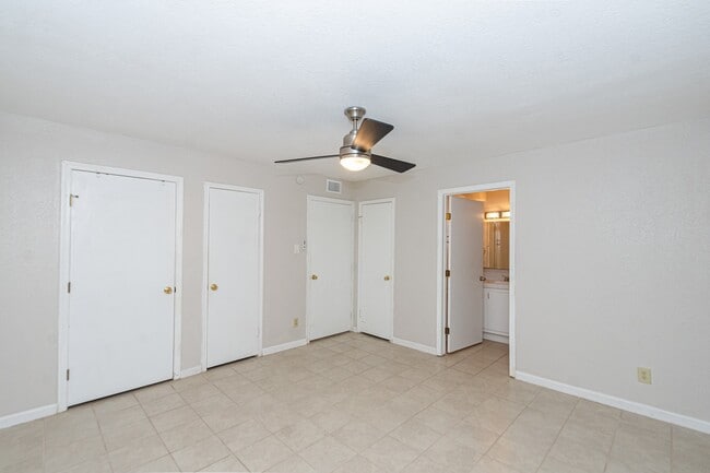 Building Photo - 3535 E NASA Pkwy Unit 105