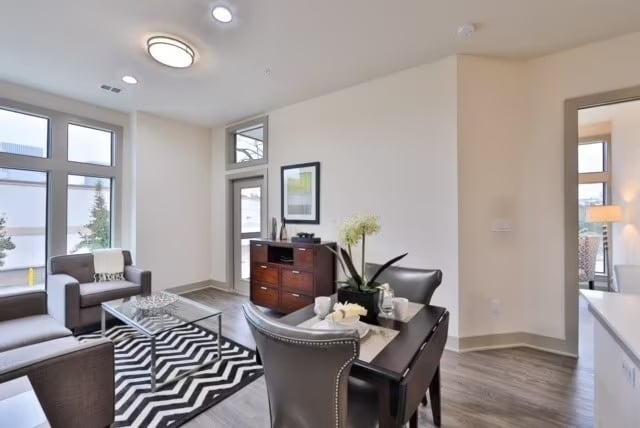 Photo - Midtown Vibes, Modern Comfort Unit CPM1