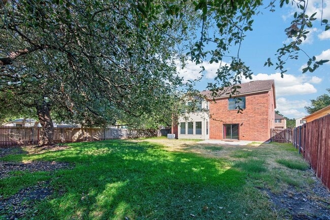 Photo - 2200 Ezra Ct