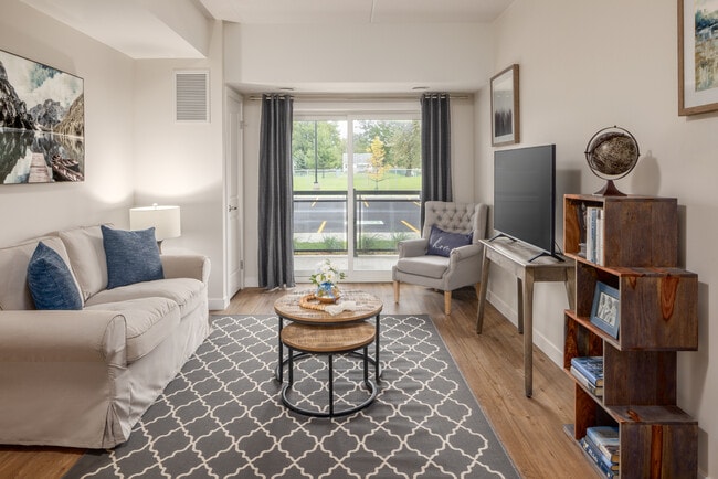 Photo - Southfield Green Apartments