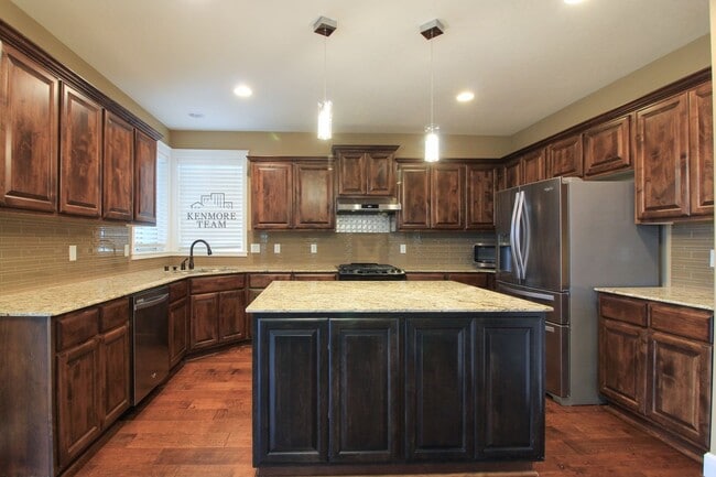 Photo - 3 Bedroom, 2.5 Bath Home + Office in South Richland