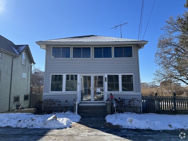 Building Photo - 175 Spring St Rental