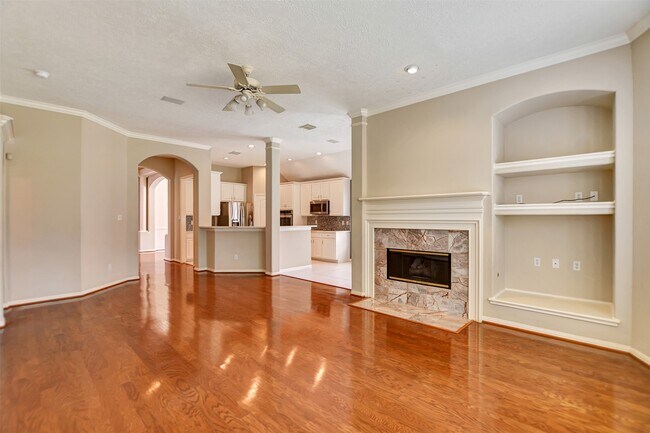 Photo - 1110 Parkhaven Ln