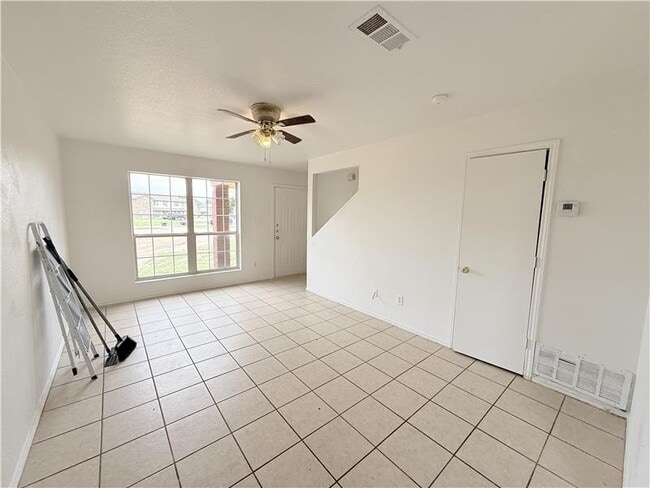 Photo - 1210 D Industrial Unit D