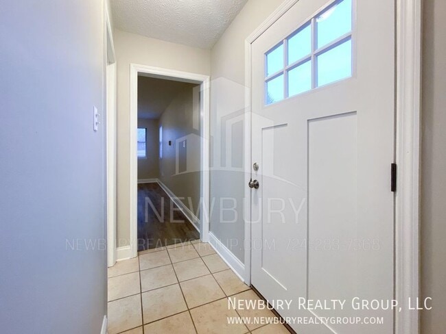 Photo - 4 Clearview Meadows