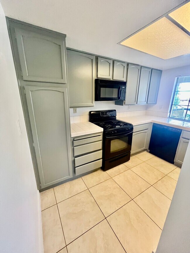 3516 Seahorn Cir