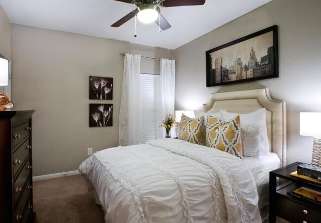 Photo - 8787 Woodway Dr Unit 2303P-B