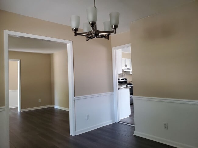 Photo - 1960 Windlock Dr