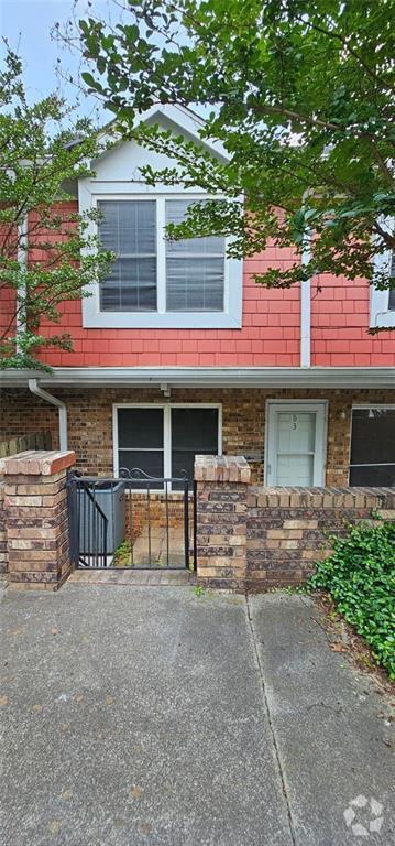 Building Photo - 307 Adair St Unit B3 Rental