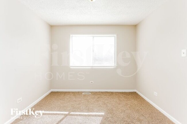 Photo - 3390 Windsor Ln