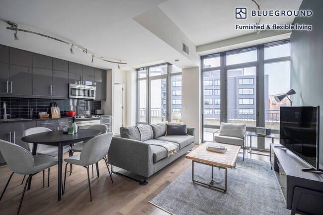 Building Photo - 1328 14th St NW Rental