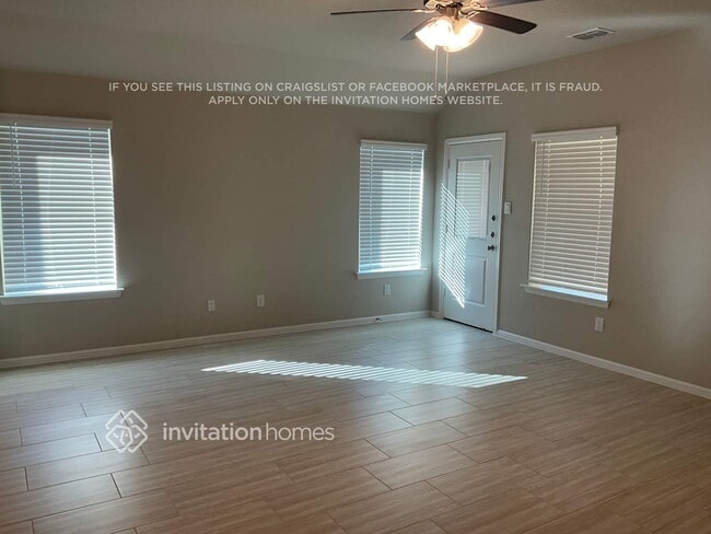 Photo - 422 Lubbock Dr