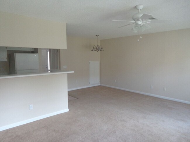 Photo - 137 Commons Dr Unit 1