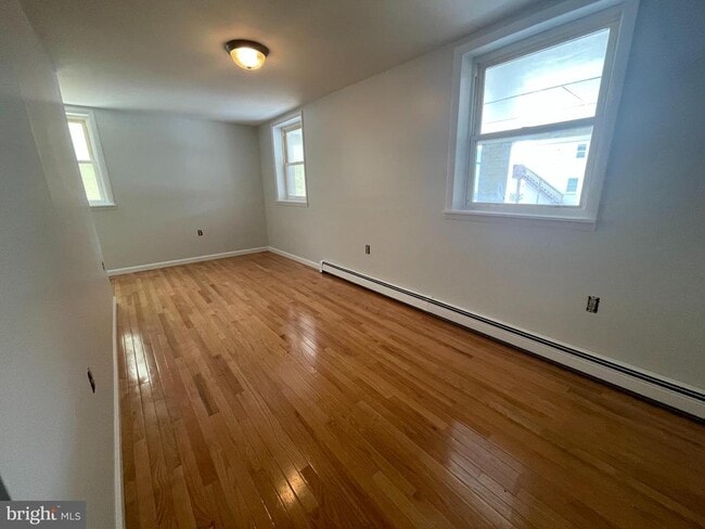 Photo - 32 Franklin St Unidad B (FIRST LEVEL)