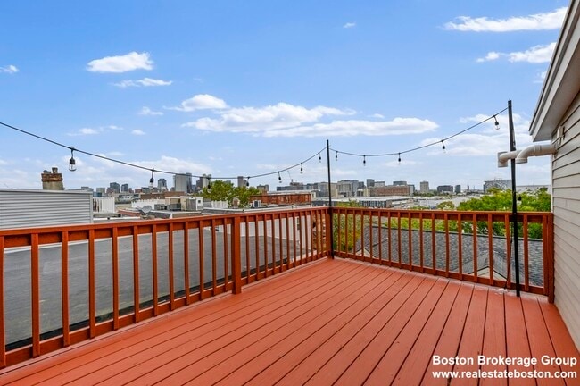 Photo - 269 Bolton St