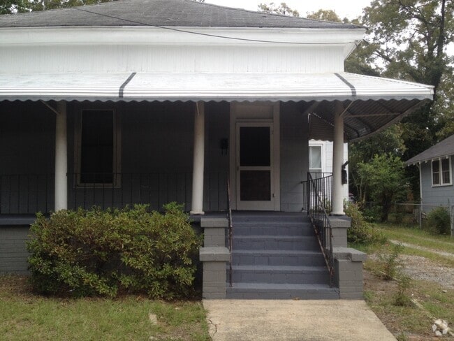 Building Photo - 1407 Rhodes St Unit A Rental